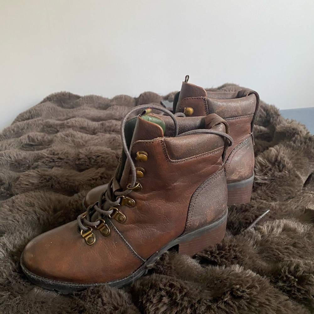 Barbour Brown Heeled Boots with Durable Leather